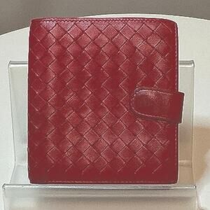Bottega Veneta Intrecciato Weave Lambskin Compact Wallet Red EUC MSRP $850